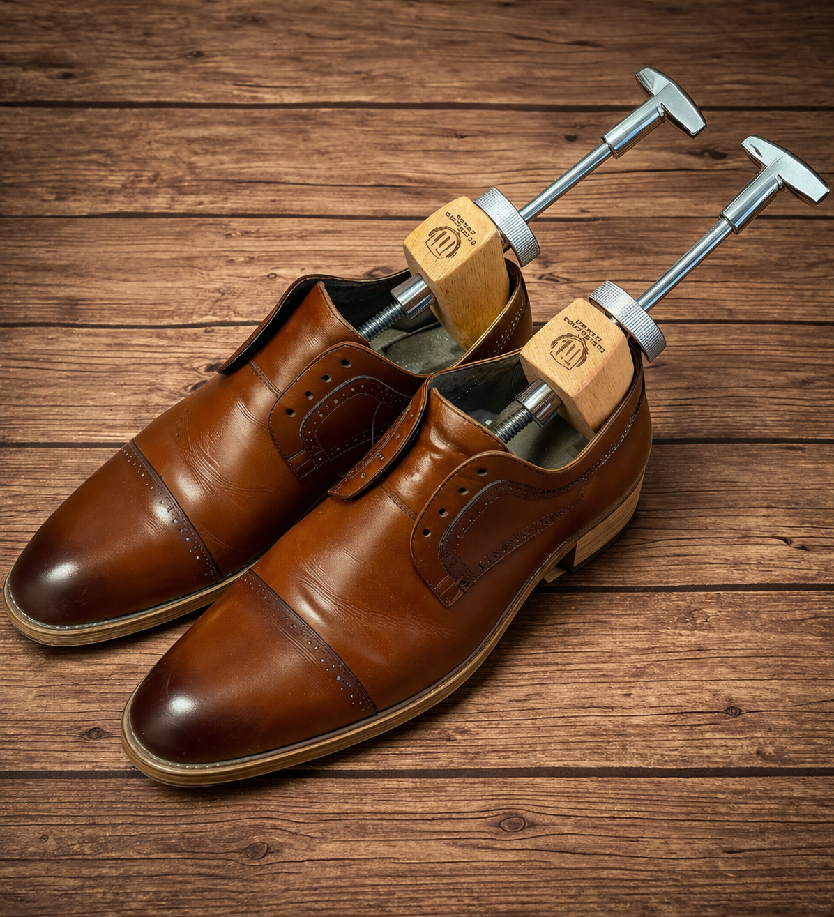 Premium Beechwood Shoe Stretcher (Pair) with Bunion Plugs